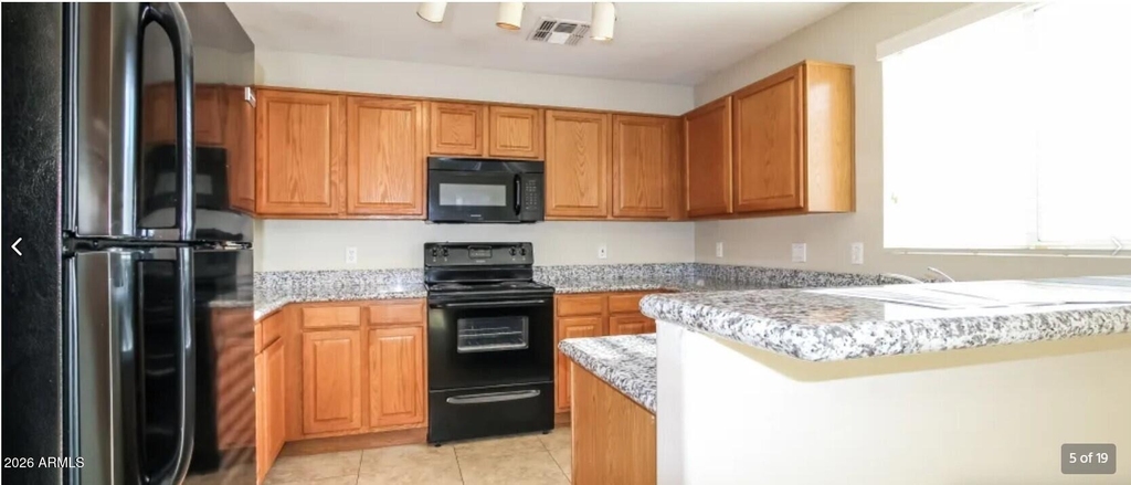 12816 N 122nd Drive - Photo 4