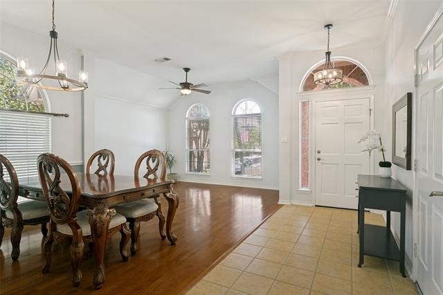2203 Vista Court - Photo 2