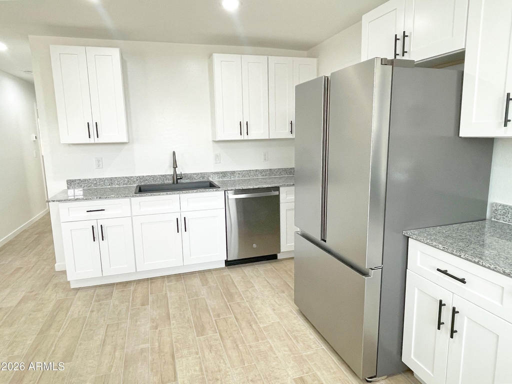 733 S 96th Place - Photo 5