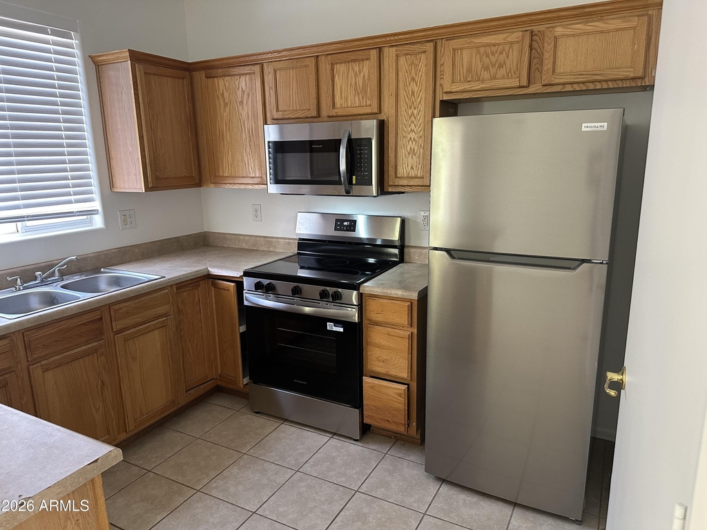 2300 E Magma Road - Photo 5