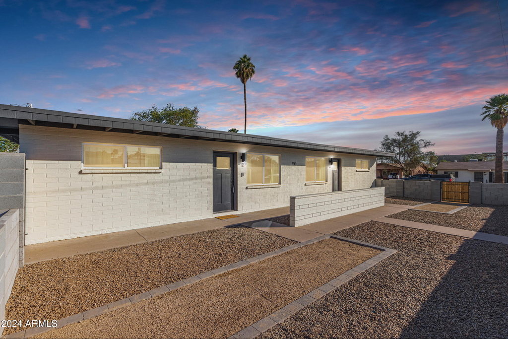 930 E Henry Street - Photo 19