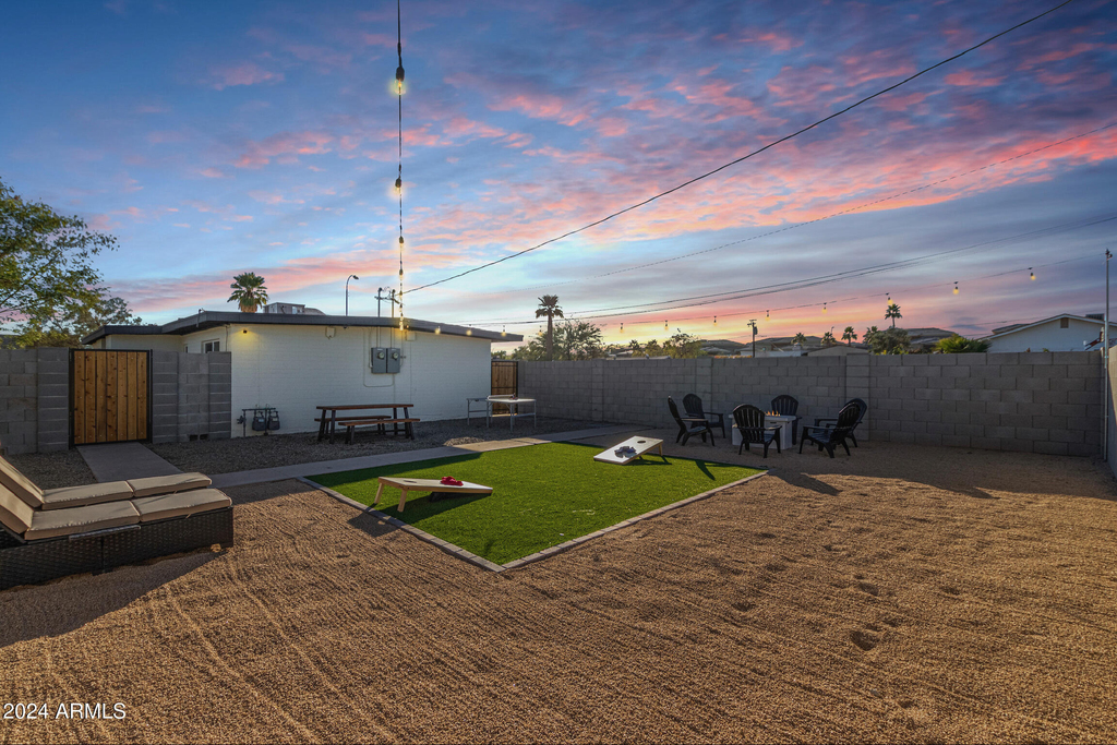 930 E Henry Street - Photo 25