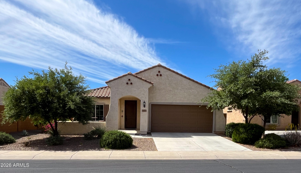 25935 W Potter Drive - Photo 0