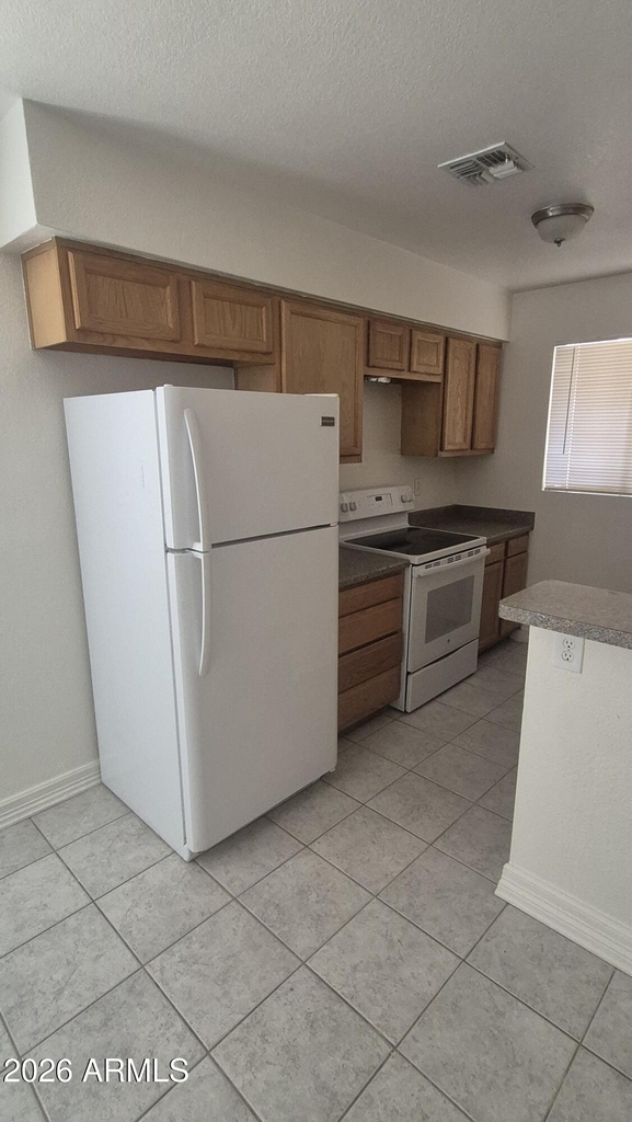 9009 W Elm Street - Photo 6