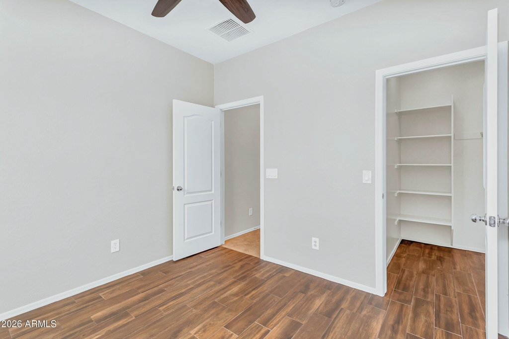 21145 E Via De Olivos -- - Photo 16