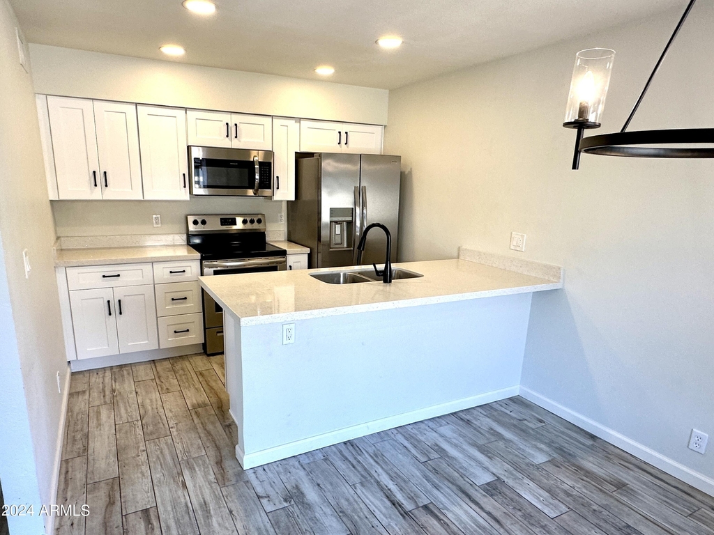 286 W Palomino Drive - Photo 6