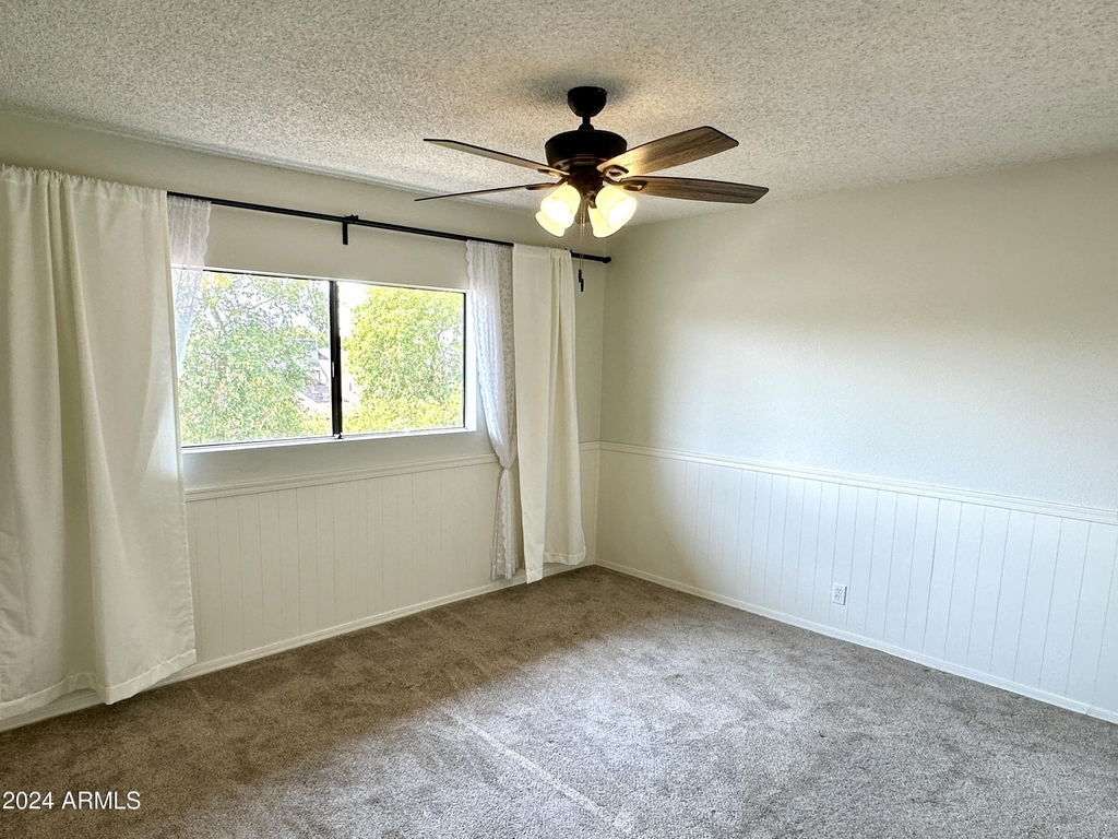 286 W Palomino Drive - Photo 12