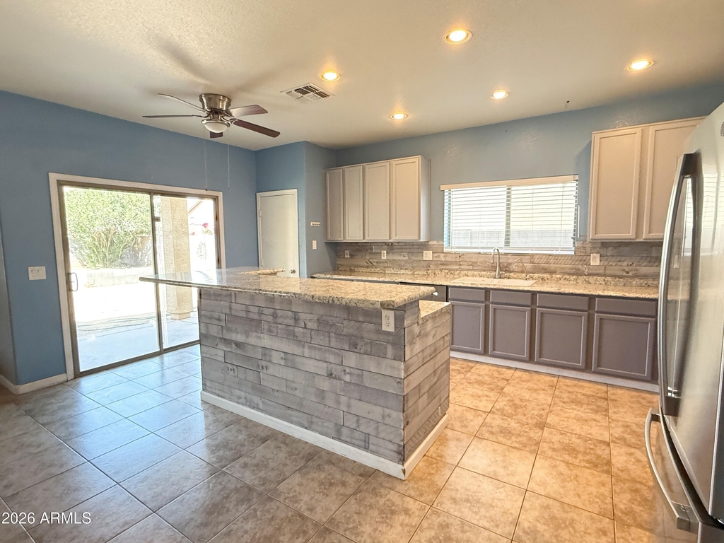 2858 W Mineral Butte Drive - Photo 8