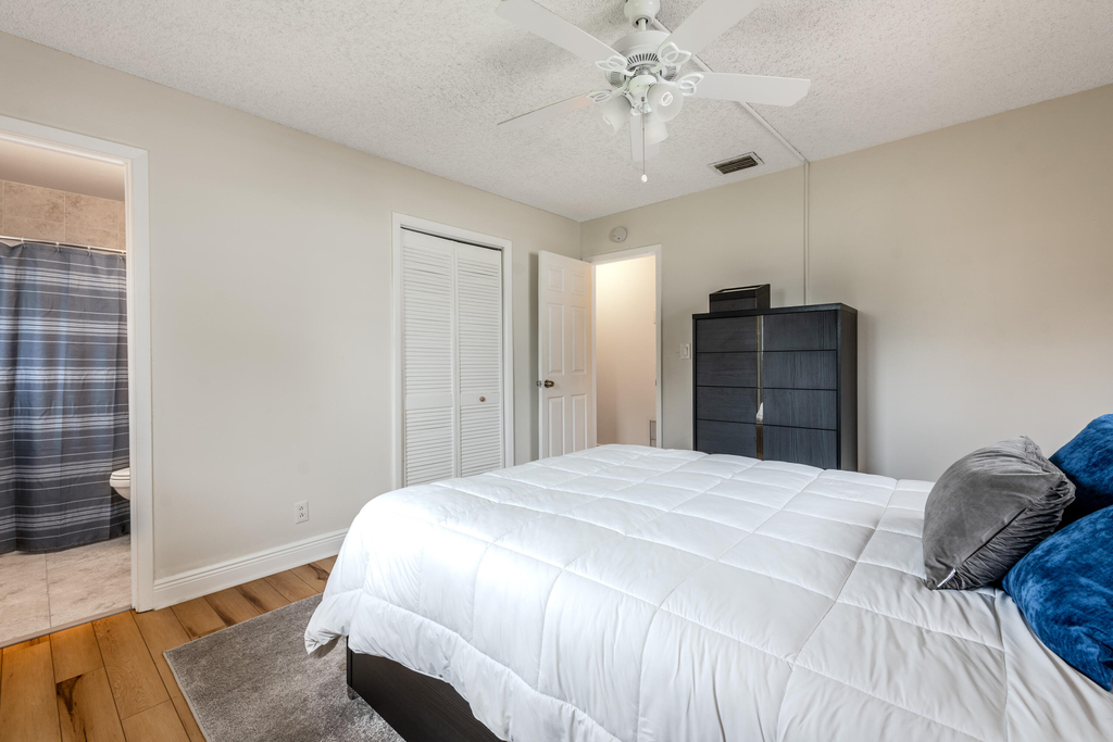 4317 Applecrest Drive - Photo 18