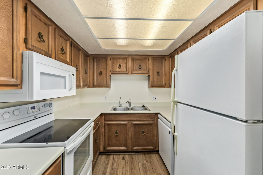 3002 N 70th Street - Photo 2