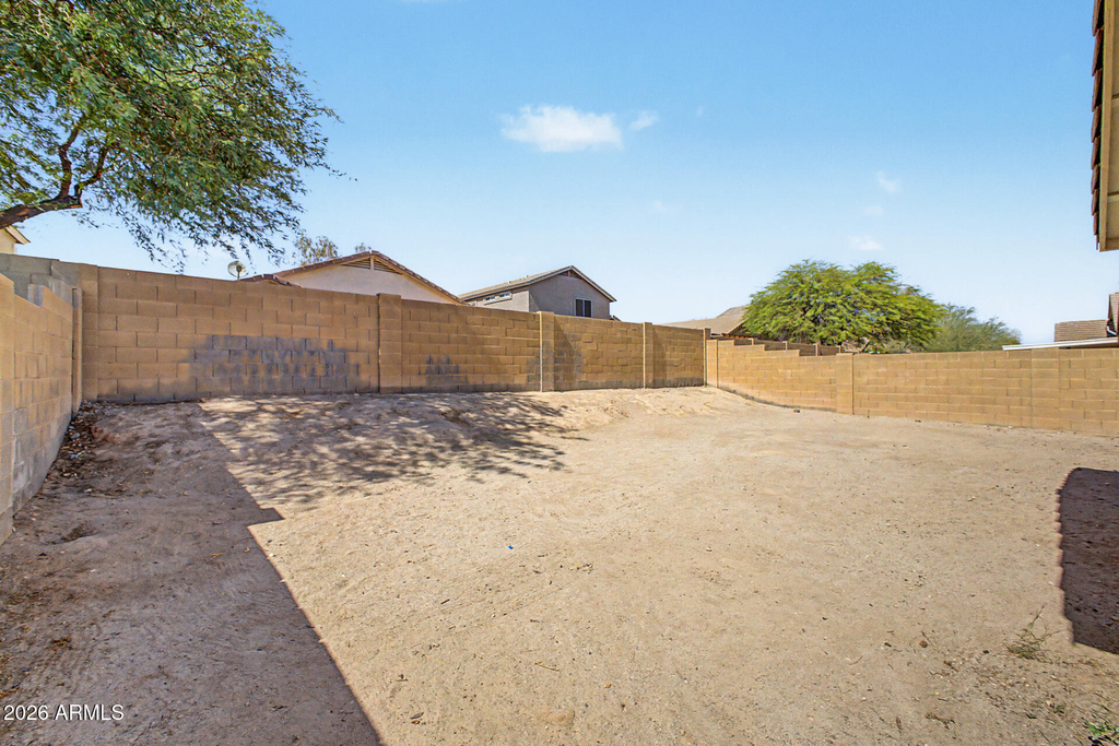 22820 W Papago Street - Photo 30