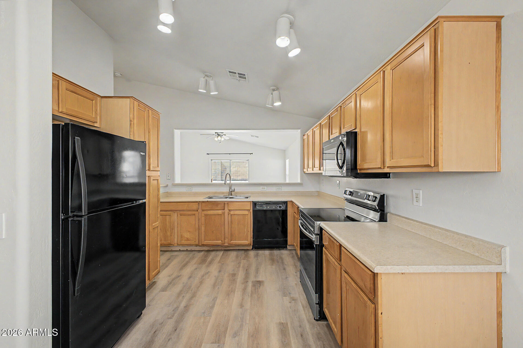 22820 W Papago Street - Photo 11