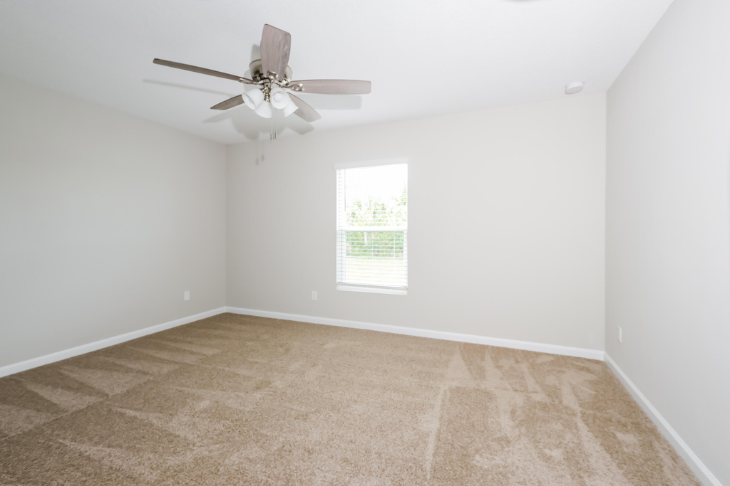 1037 Sw Sudder Avenue - Photo 5