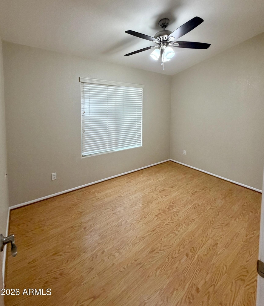 3005 W Ross Avenue - Photo 10
