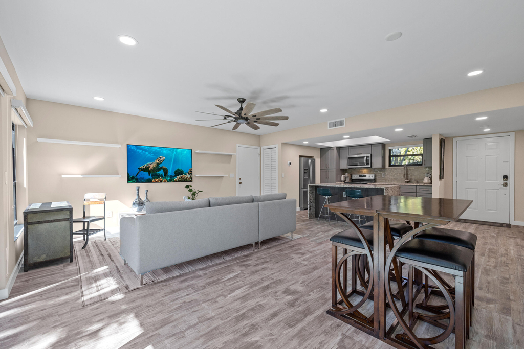 11863 Wimbledon Circle - Photo 22