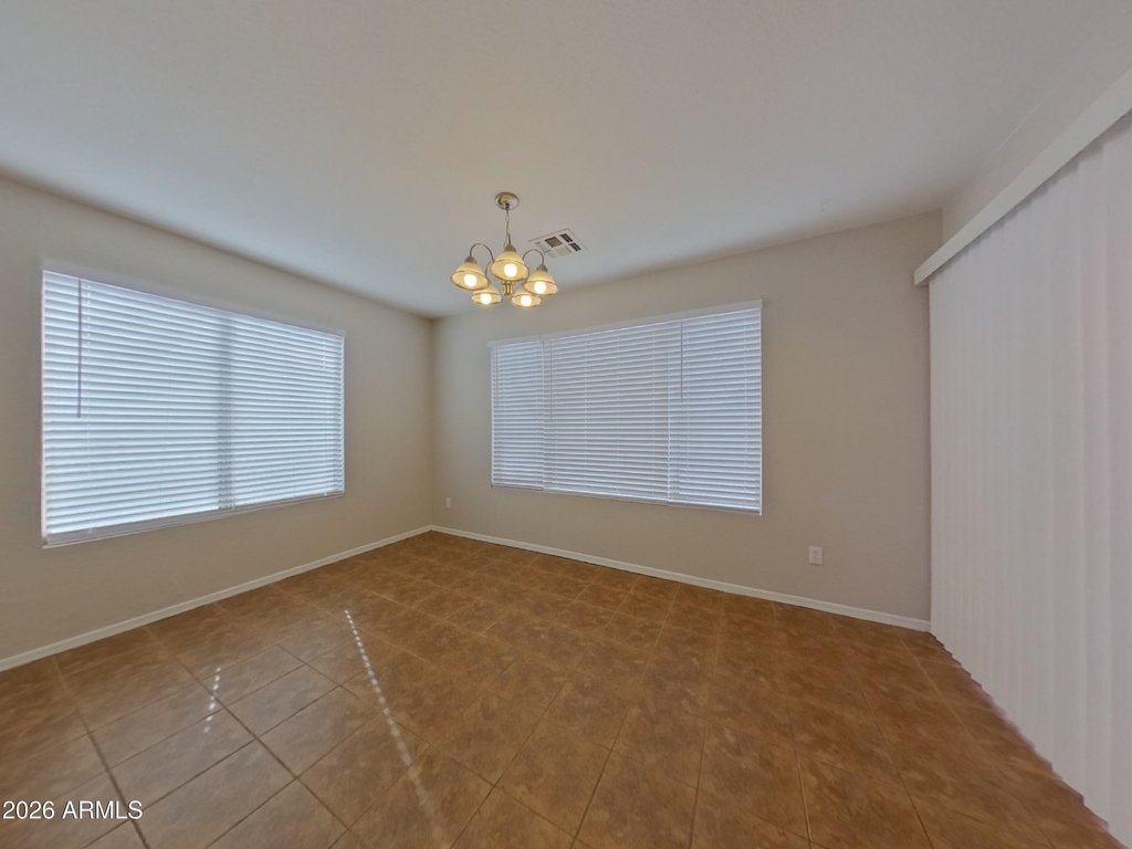 17220 N Wavyleaf Avenue - Photo 3