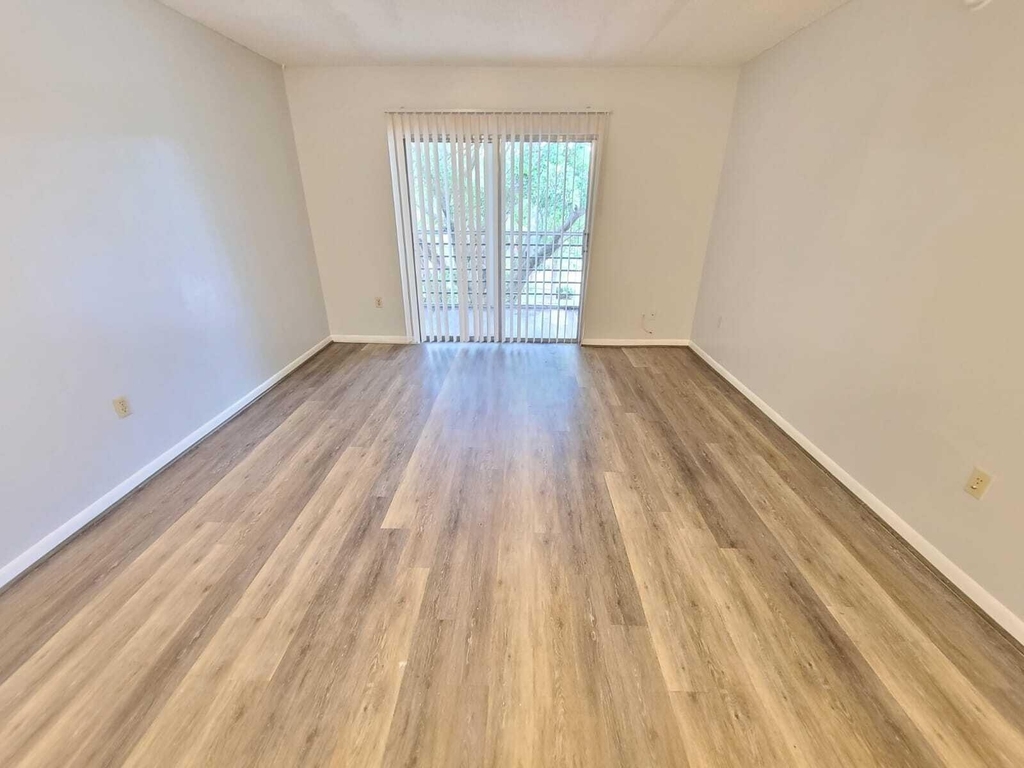 4354 Nw 9th Avenue - Photo 1