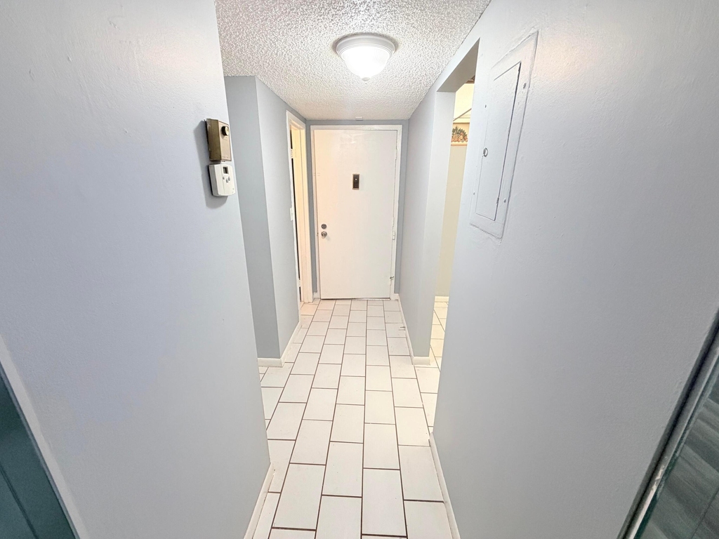 4354 Nw 9th Avenue - Photo 5