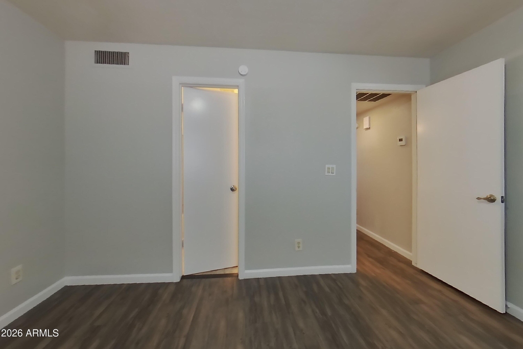 19820 N 13th Avenue - Photo 5