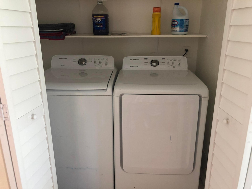 3160 Ne 6th Avenue - Photo 12