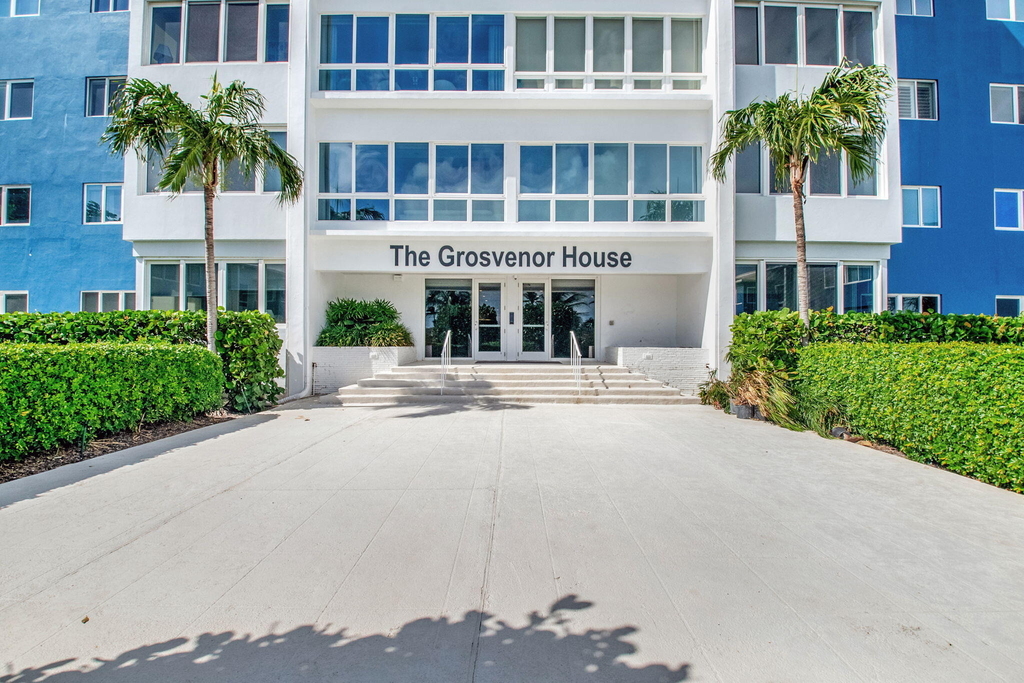 120 N Ocean Boulevard - Photo 2