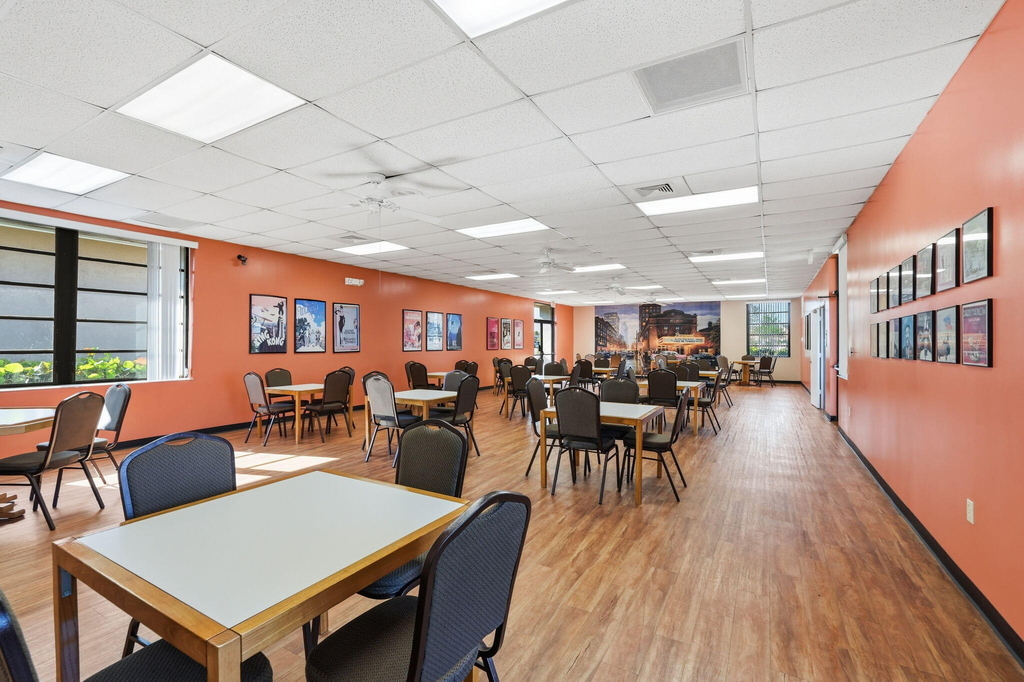 5445 Glenda Street - Photo 23