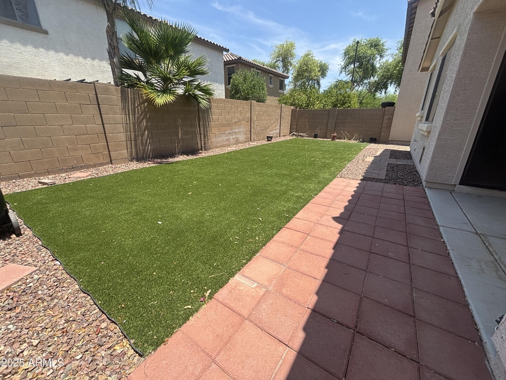 3942 E Claxton Avenue - Photo 25