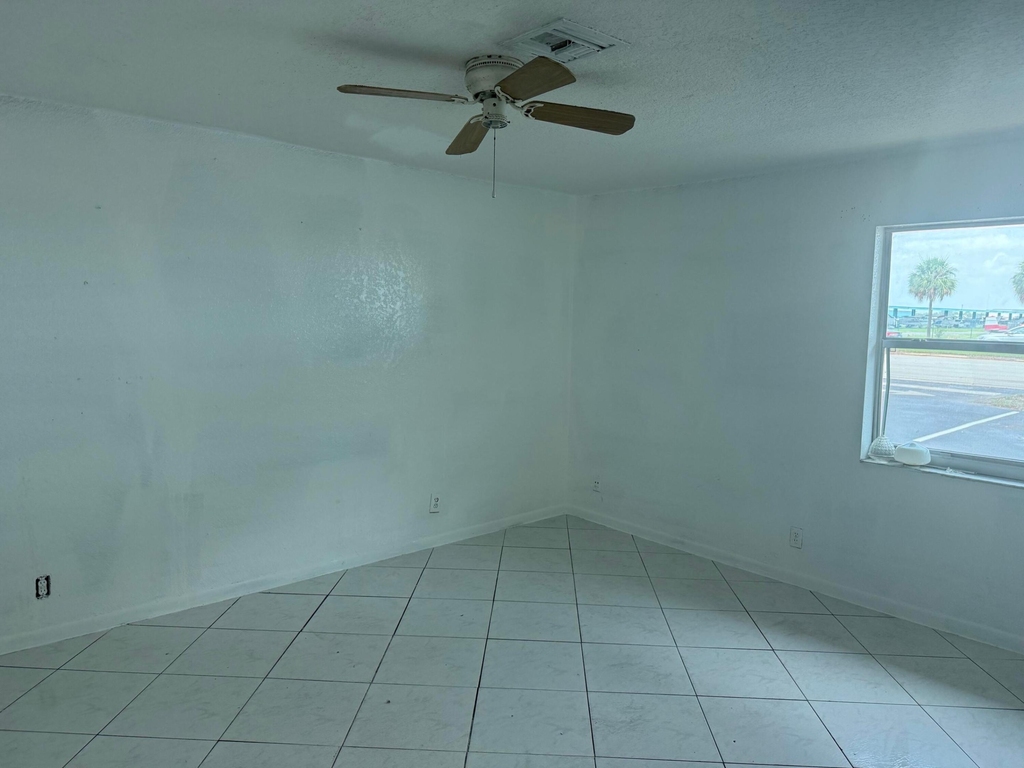 7814 Pembroke Road - Photo 6