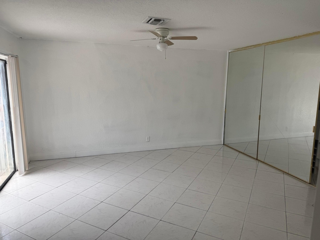 7814 Pembroke Road - Photo 9