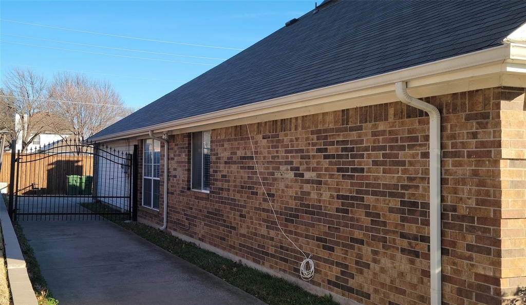 3306 Ashleaf Drive - Photo 1