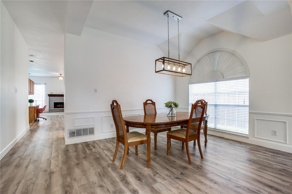 3306 Ashleaf Drive - Photo 4
