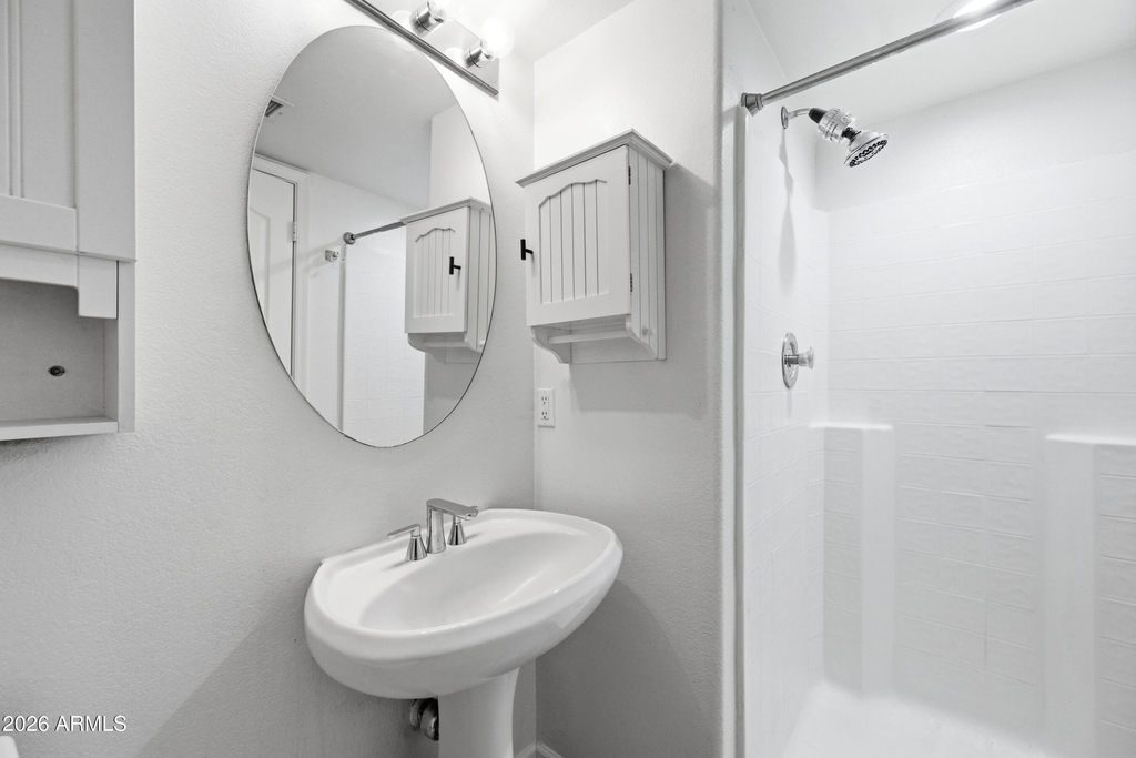 7021 E Earll Drive - Photo 19