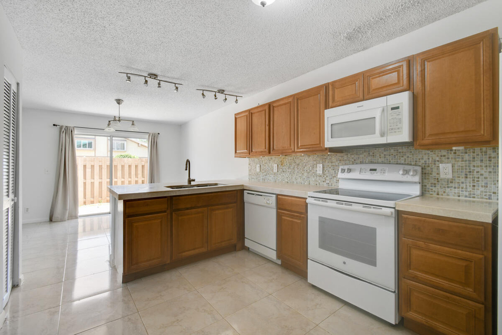 324 Maplecrest Circle - Photo 12