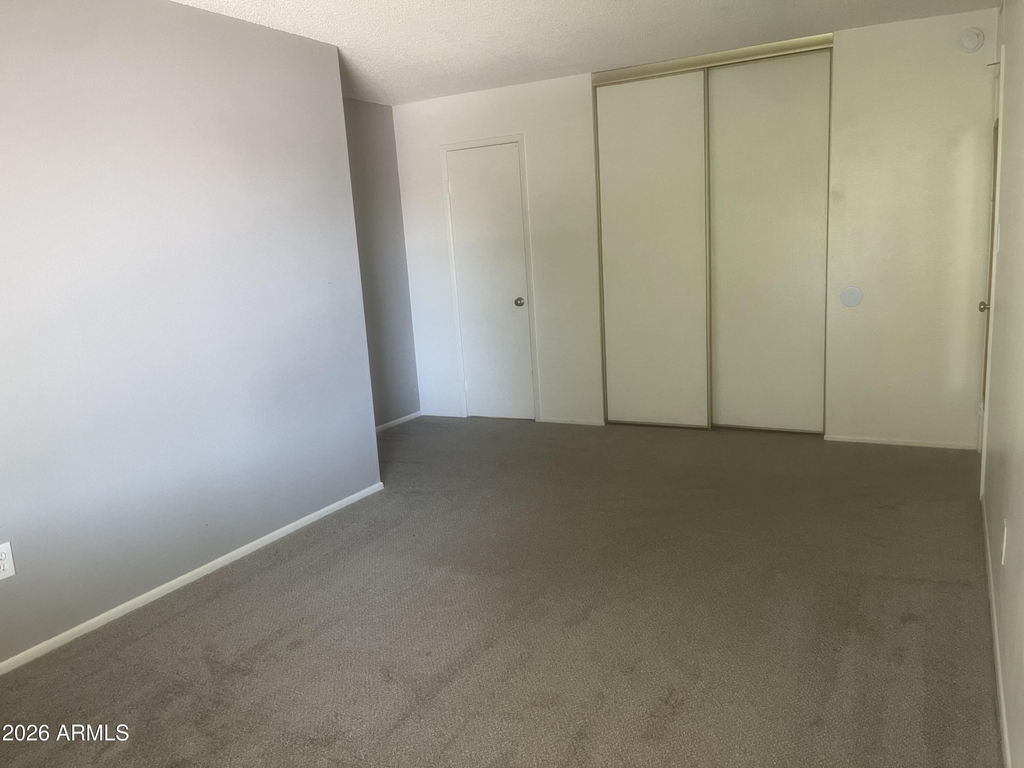 5902 W Townley Avenue - Photo 17