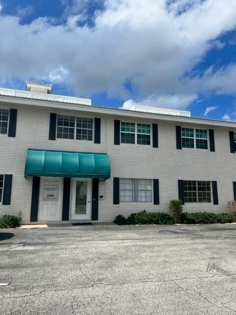 299 Sw 7th Street - Photo 0