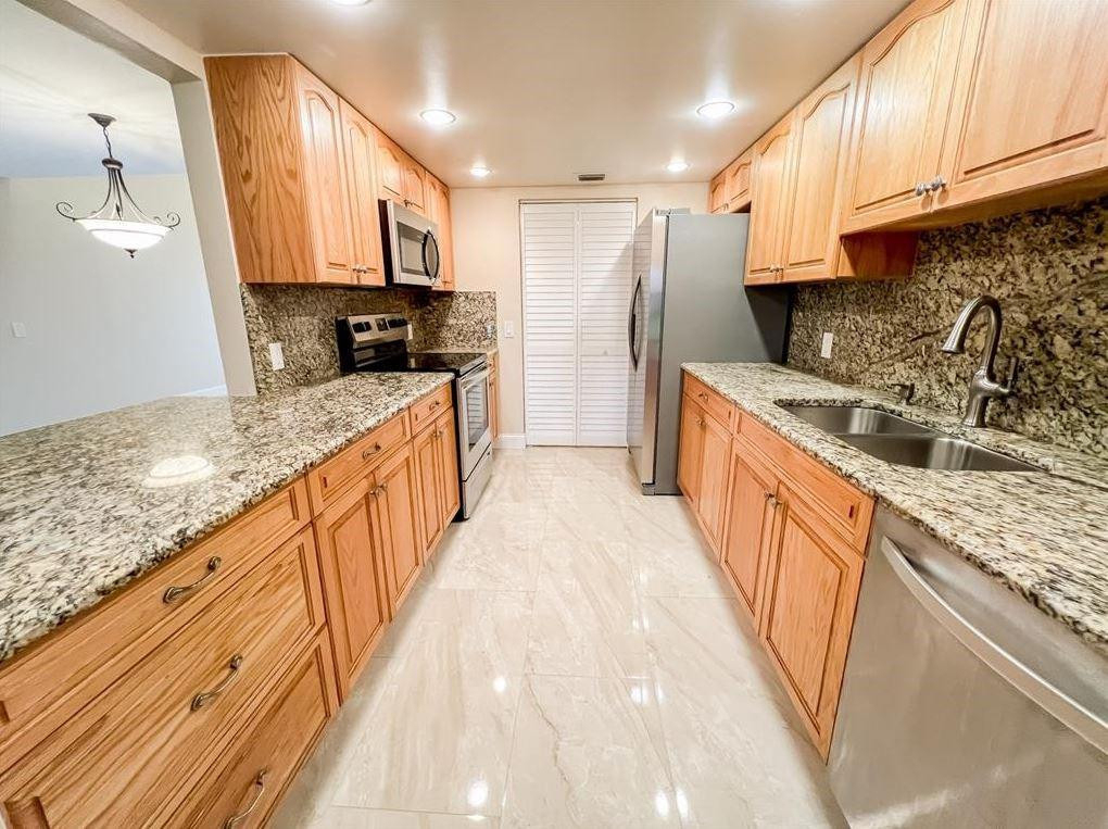 10740 S Golfview Drive - Photo 9