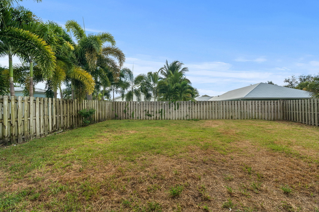 17735 Carver Avenue - Photo 27