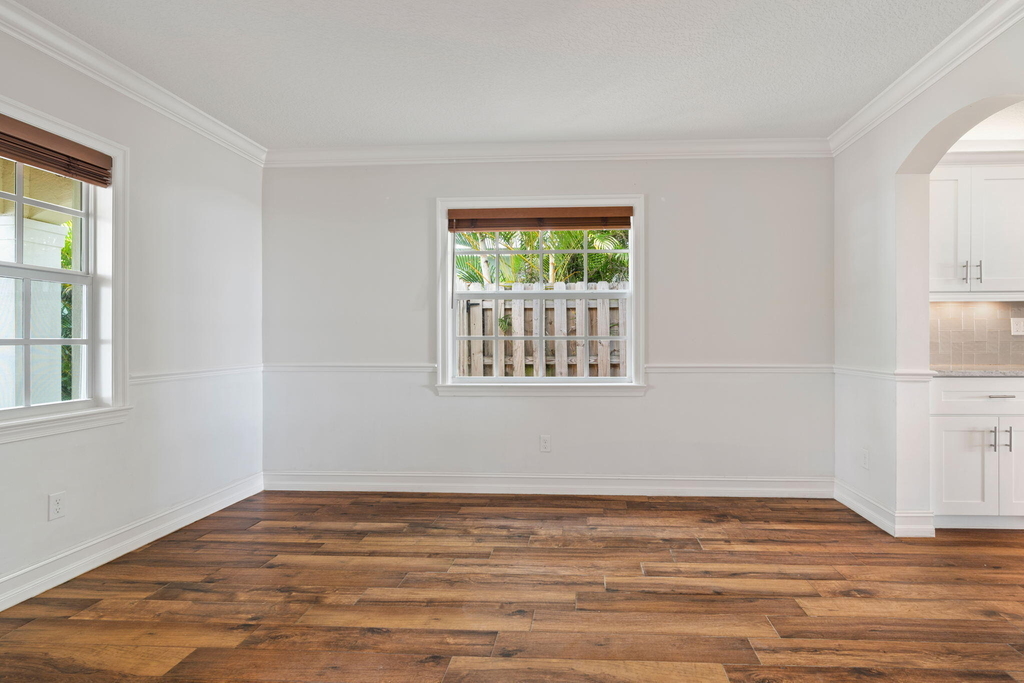 17735 Carver Avenue - Photo 5