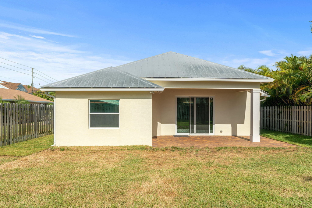 17735 Carver Avenue - Photo 30