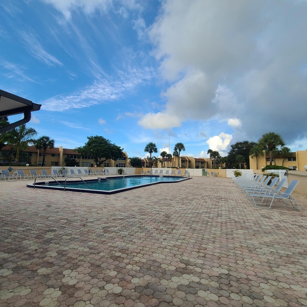 2975 Sw 22nd Avenue - Photo 47