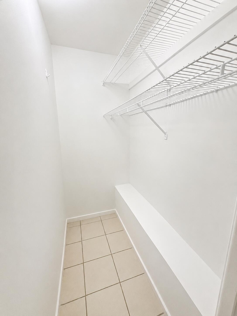 1725 Ne 148th Street - Photo 7