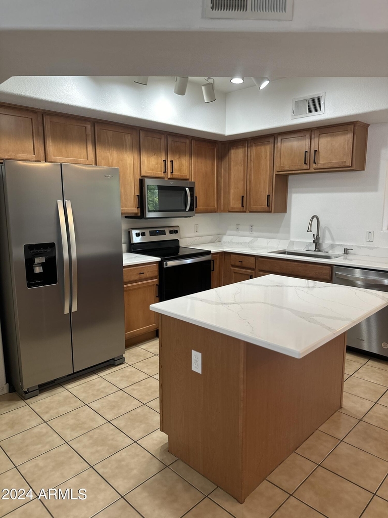 2401 E Rio Salado Parkway - Photo 5