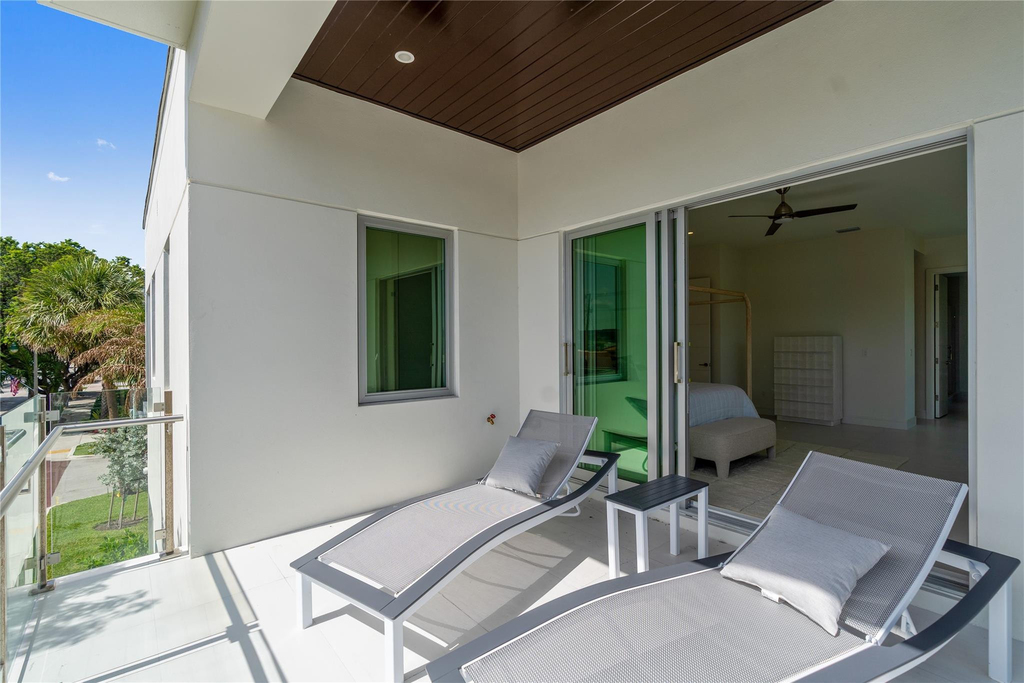 221 Shore Court - Photo 47