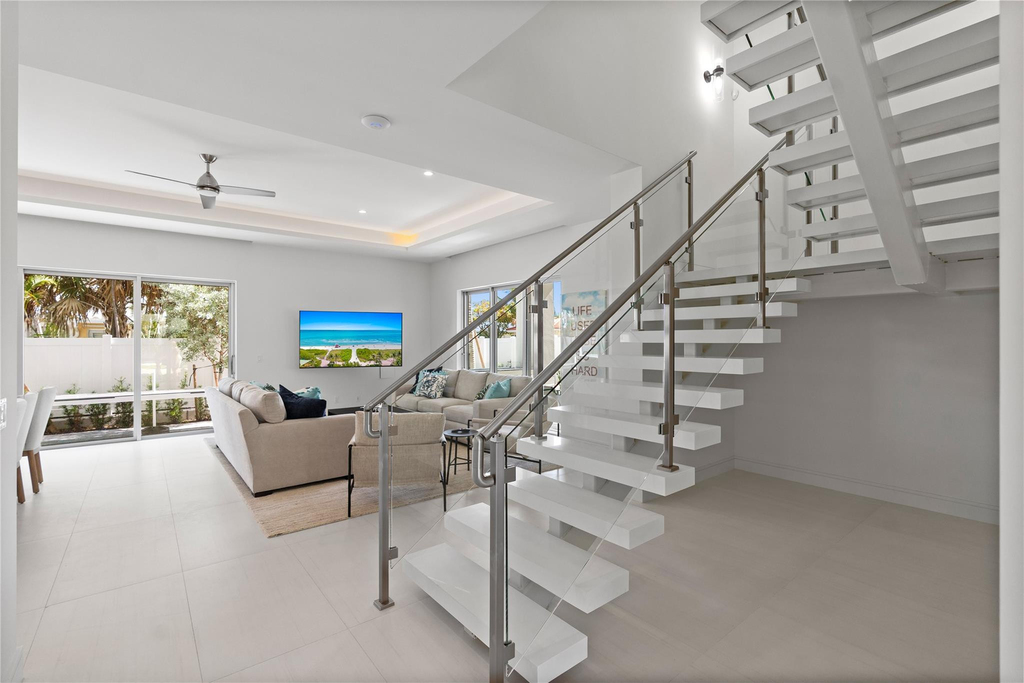 221 Shore Court - Photo 11