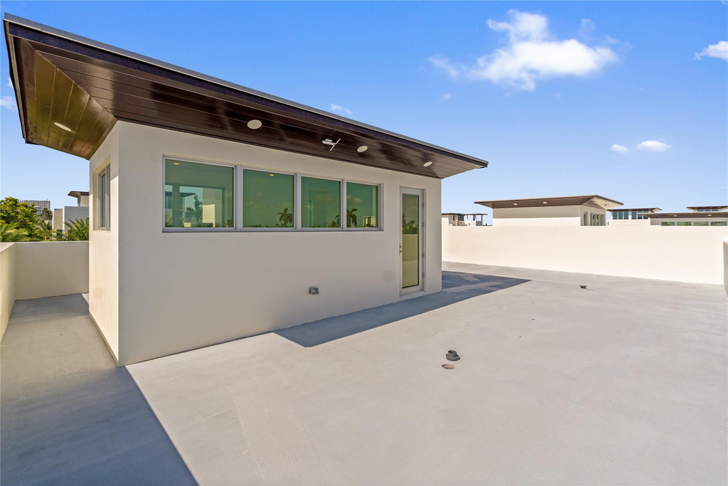 221 Shore Court - Photo 59