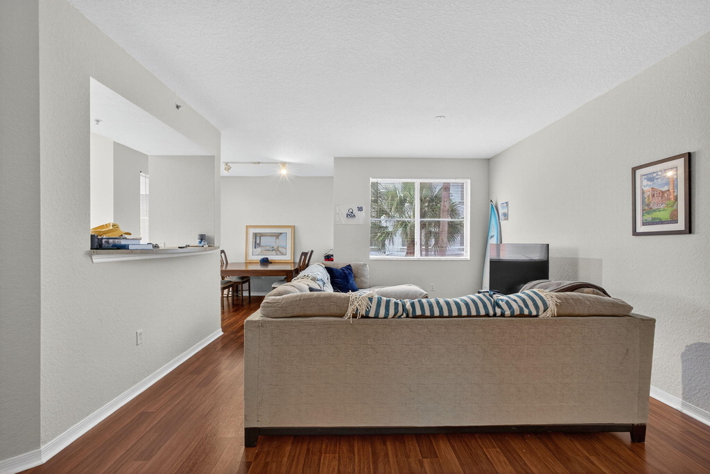 11029 Legacy Boulevard - Photo 3