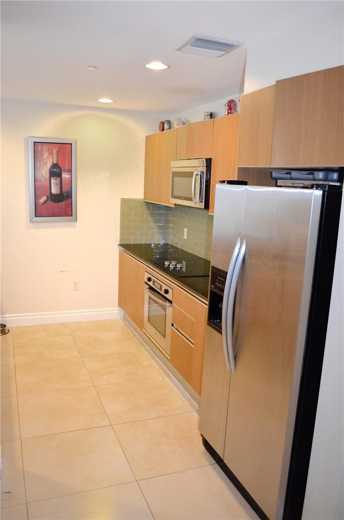 1060 Brickell Avenue - Photo 3
