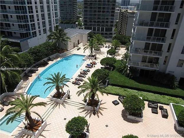 1060 Brickell Avenue - Photo 19