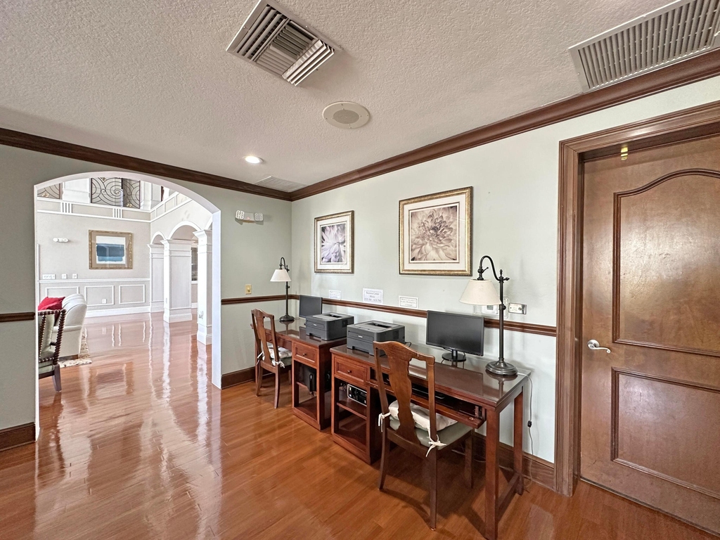 138 Sw Peacock Boulevard - Photo 21