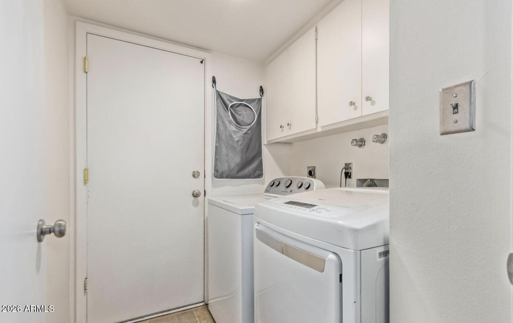 1922 E Laguna Drive - Photo 31